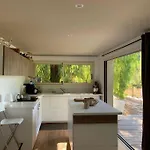 Cabanon Дом отдыха *