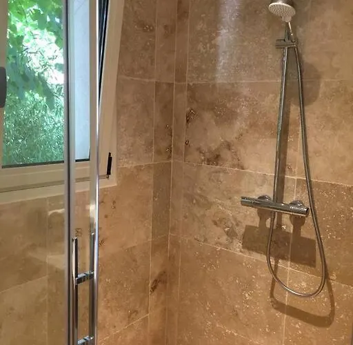 펜션 Cabanon 카르쿠에이란느