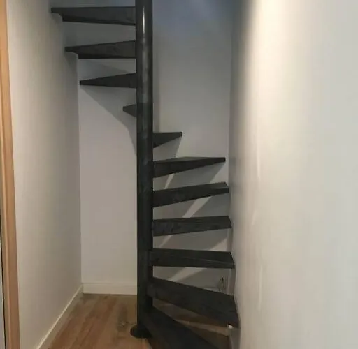 Cabanon بيت للعطل كاركيران